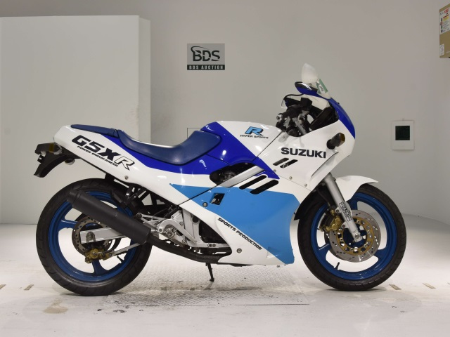 Первое поколение